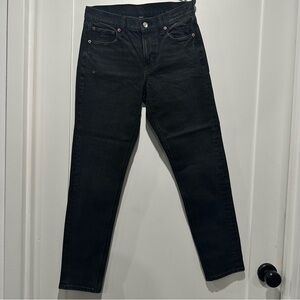 American Eagle stretch distressed 90s skinny jeans